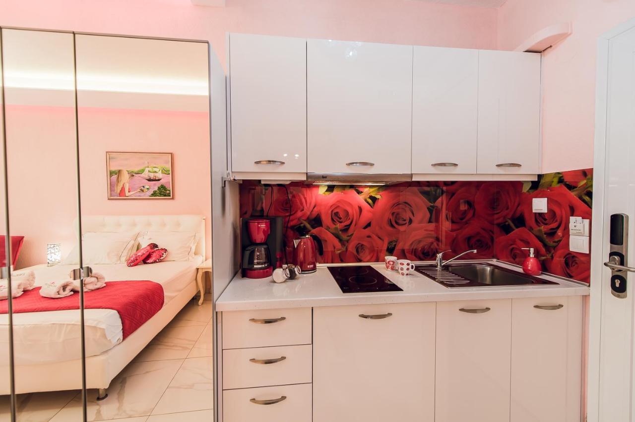 Dream Boutique Apartments ニキティ エクステリア 写真
