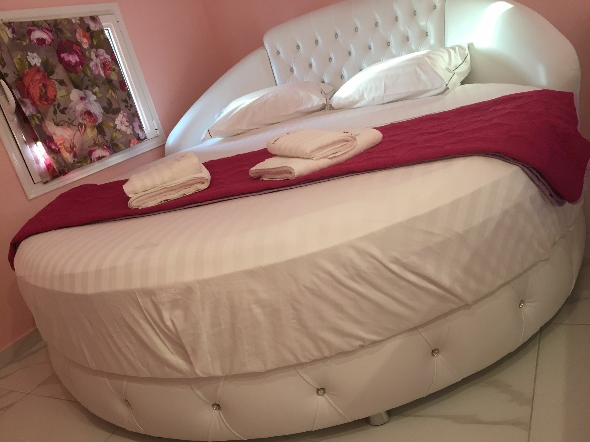 Dream Boutique Apartments ニキティ エクステリア 写真